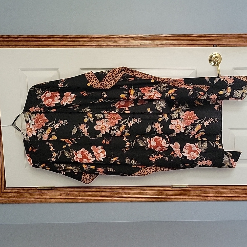 American Eagle Floral Kimono Cover Up
